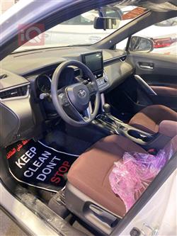 تۆیۆتا کۆرۆلا کرۆس